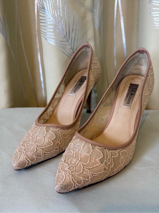 LK Bennett Shoes - LK Bennet Beige Lace Pointed-Toe Pumps